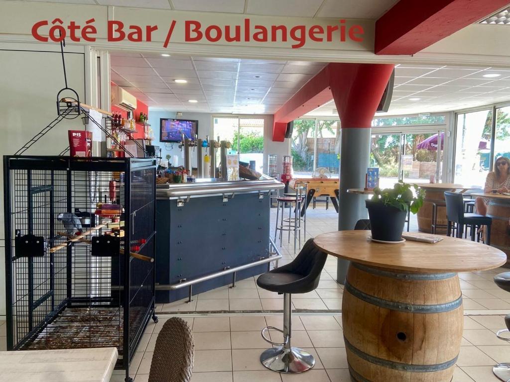 Hotel Restaurant La Ceinture Vauvert Exteriér fotografie